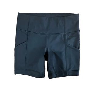 Lululemon short size 4